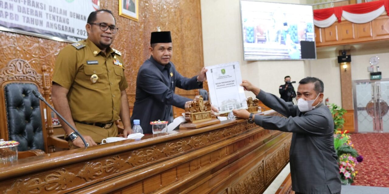 Enam Fraksi di DPRD Kutai Timur (Kutim) Secara Umum Menerima Nota Penyampaian Rancangan Peraturan Daerah (Raperda)