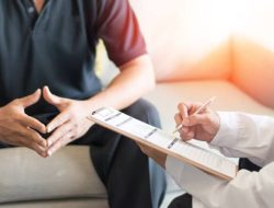 Masyarakat Ragu Membeli Obat di Apotek, Kepala Dinkes Imbau Masyarakat Langsung Cek ke Dokter
