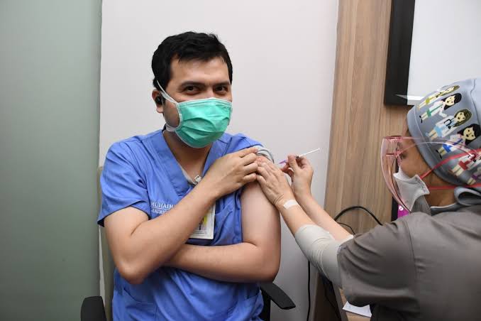 Kementrian Kesehatan Republik Indonesia (Kemenkes RI) melalui Direktorat Jenderal Pencegahan dan Pengendalian Penyakit baru-baru ini mengeluarkan surat edaran nomor HK.02.02/C/3615/2022.